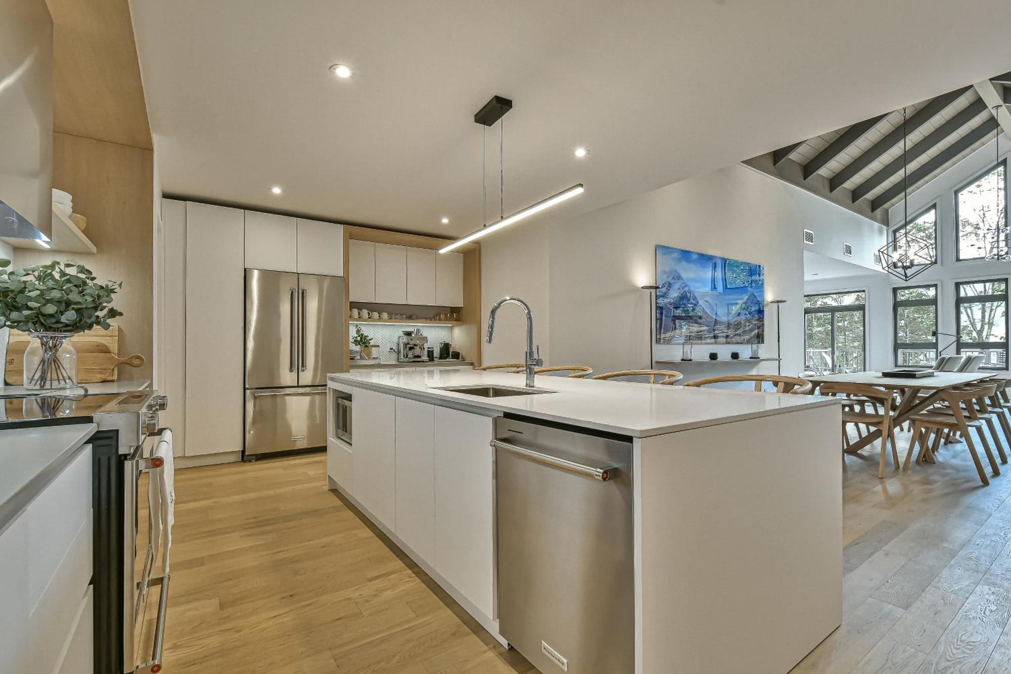 Apartment Verbier Skye 203 5 Bedrooms Spacious View Mont-Tremblant